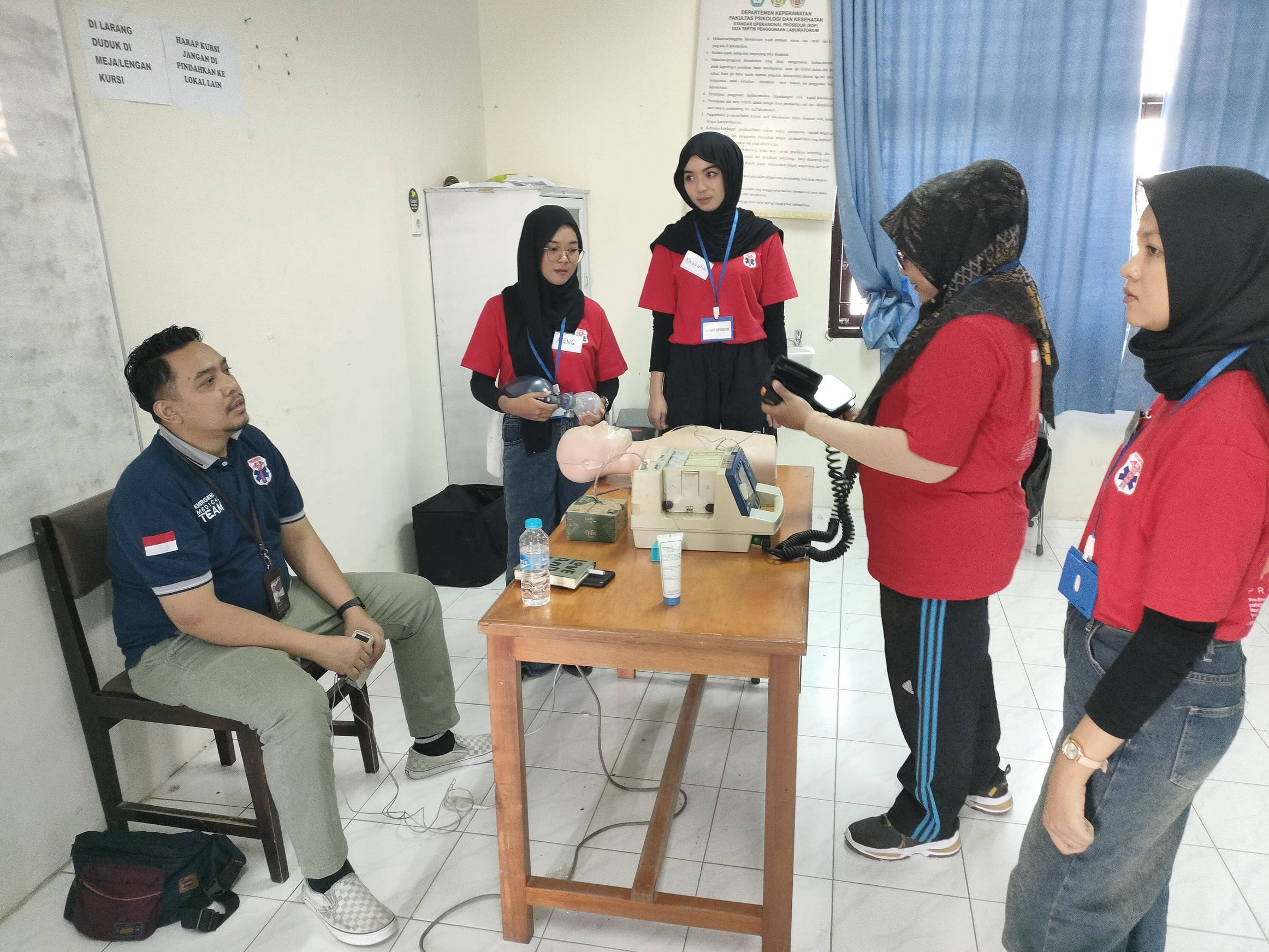 Empat Angkatan Mahasiswa Keperawatan UNP Jalani Pelatihan BTCLS Bersama PRO EMERGENCY